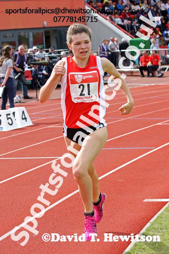 Junior girls 800 metres, English Schools Track and Field. Photo: David T. Hewitson/Sports for All Pics